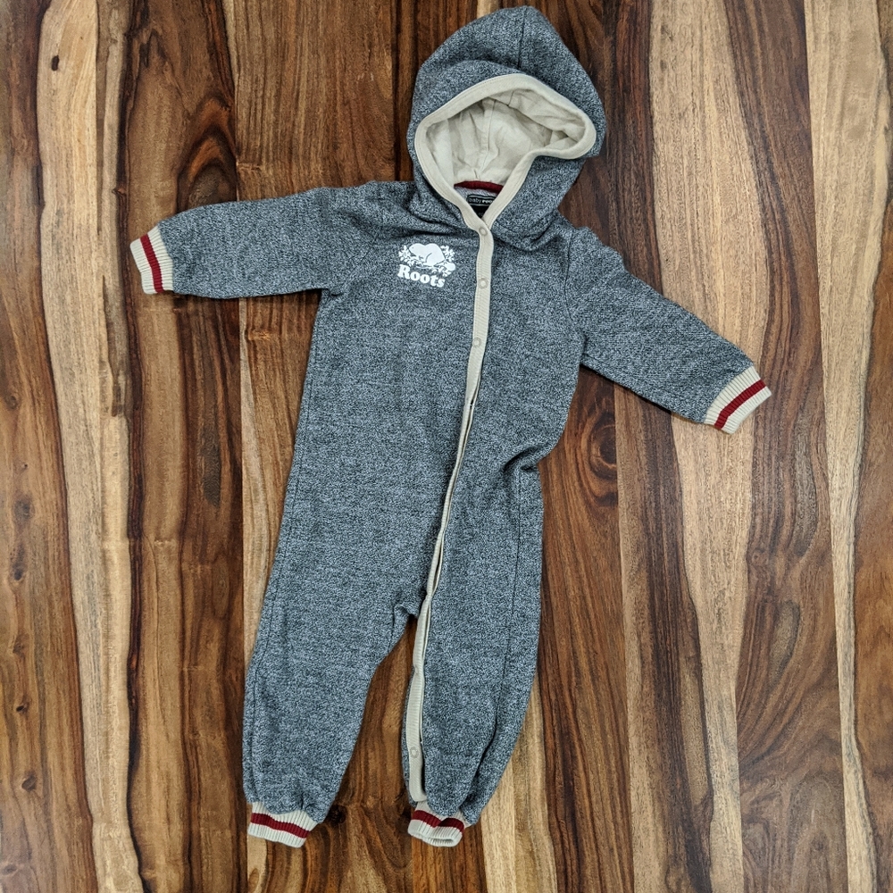 Classic Roots style. one piece with hood. EUC.